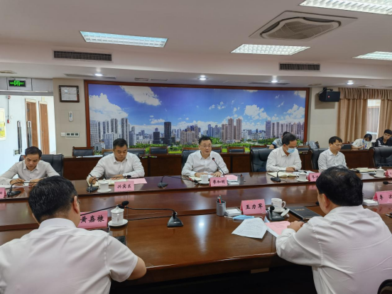 來賓市與皇氏集團(tuán)、華能舉行200萬千瓦農(nóng)光牧儲大基地項(xiàng)目推進(jìn)座談會